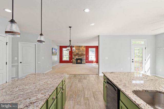 15 BURKE DR, Fredericksburg, VA 22406