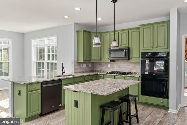 15 BURKE DR, Fredericksburg, VA 22406