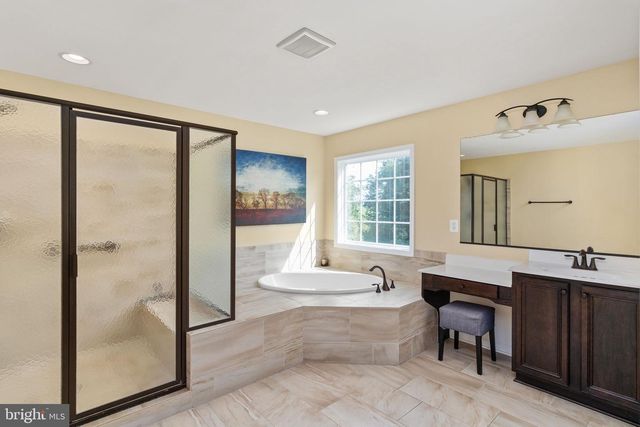 15 BURKE DR, Fredericksburg, VA 22406