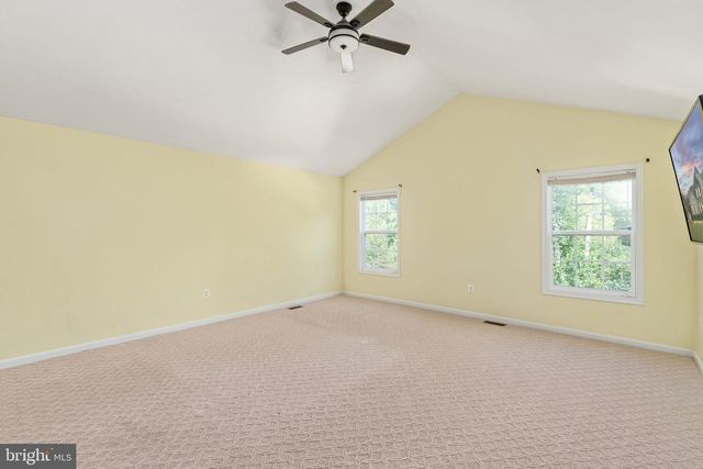 15 BURKE DR, Fredericksburg, VA 22406