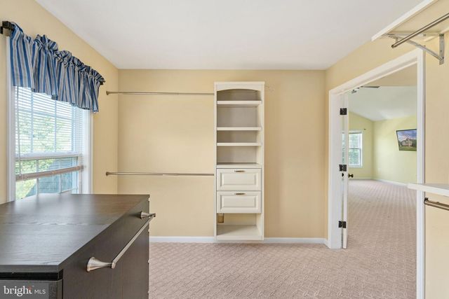 15 BURKE DR, Fredericksburg, VA 22406