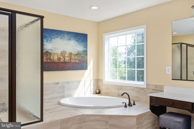 15 BURKE DR, Fredericksburg, VA 22406