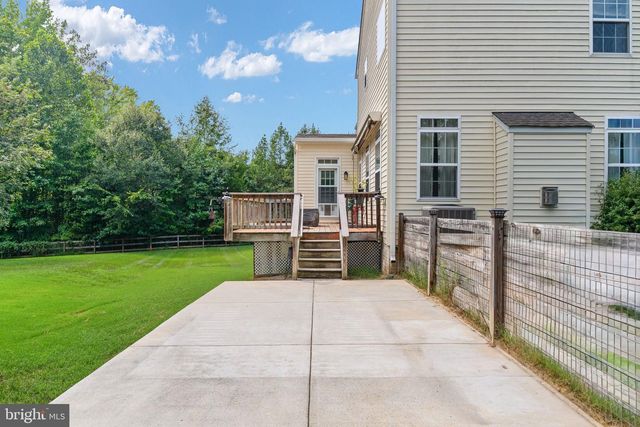15 BURKE DR, Fredericksburg, VA 22406