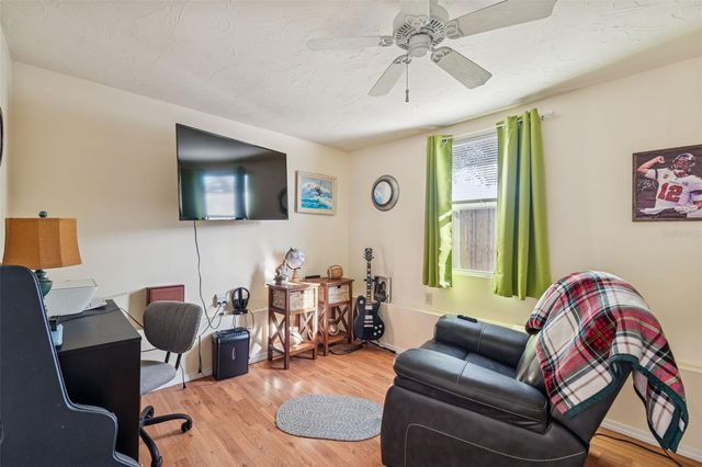 4940 PICTURE AVENUE, Holiday, FL 34690