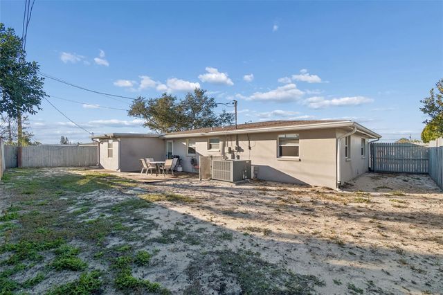 4940 PICTURE AVENUE, Holiday, FL 34690