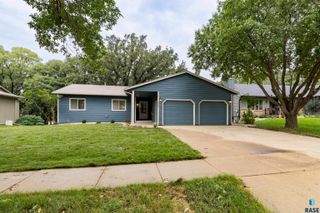 4209 E Shenandoah Trl Trail, Sioux Falls, SD 57103