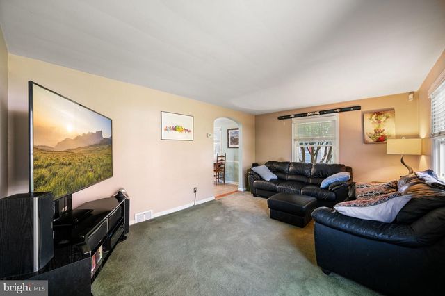 416 PRESTON LANE, Hatboro, PA 19040