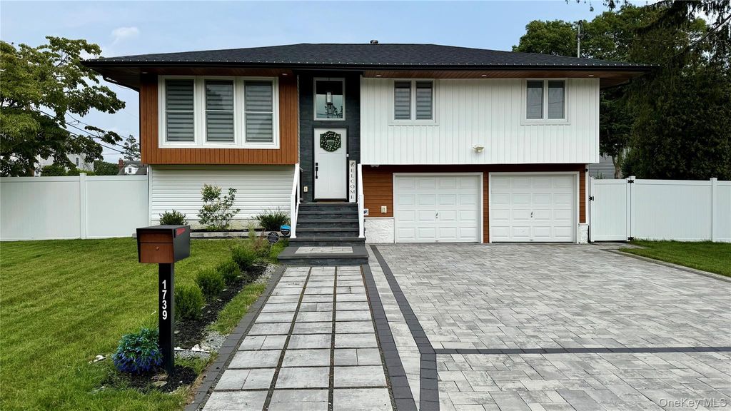 1739 Quarter Street, West Babylon, NY 11704 — exterior