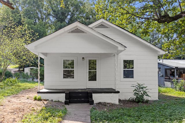 10 Kellys Ferry Avenue, Chattanooga, TN 37419
