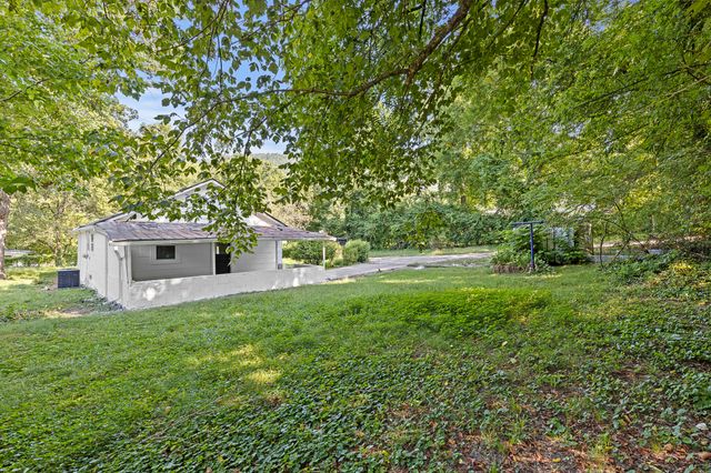 10 Kellys Ferry Avenue, Chattanooga, TN 37419