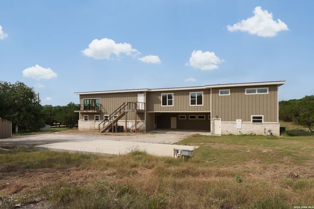 2010 HOFFMANN LN, New Braunfels, TX 78132