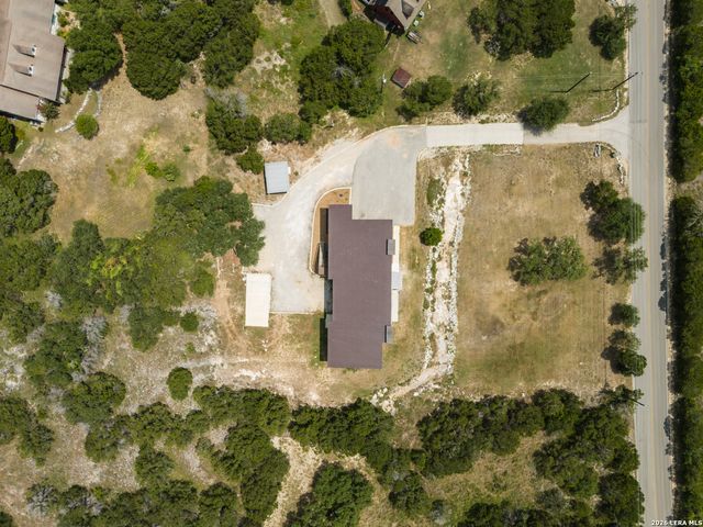 2010 HOFFMANN LN, New Braunfels, TX 78132