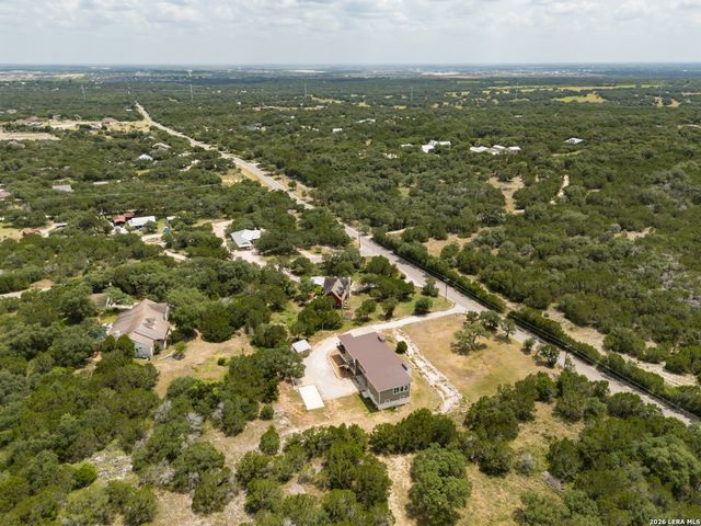 2010 HOFFMANN LN, New Braunfels, TX 78132