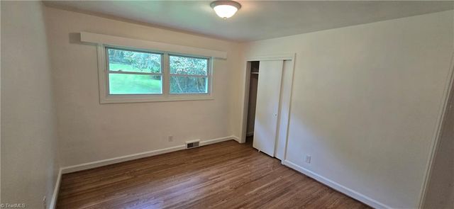 1224 Lamont Drive, Winston-salem, NC 27103