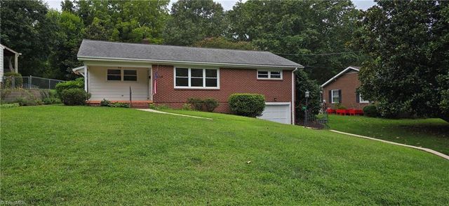 1224 Lamont Drive, Winston-salem, NC 27103