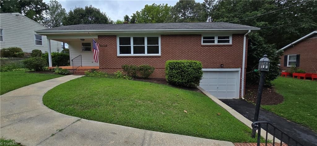 1224 Lamont Drive, Winston-salem, NC 27103