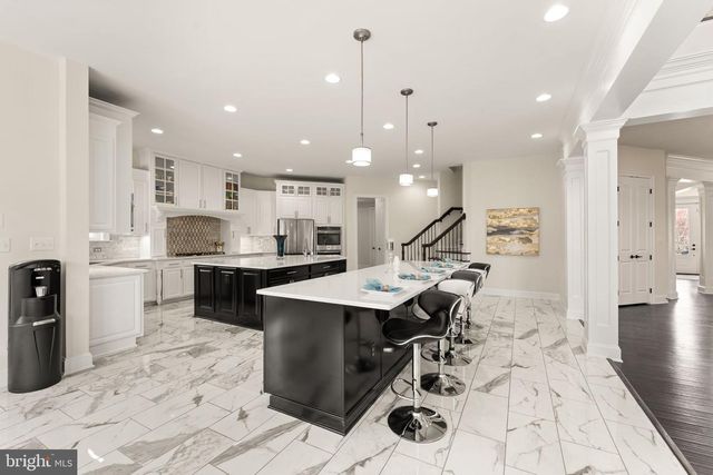 25873 CAMERON WALK PL, Aldie, VA 20105