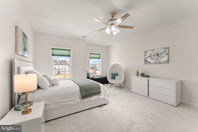25873 CAMERON WALK PL, Aldie, VA 20105