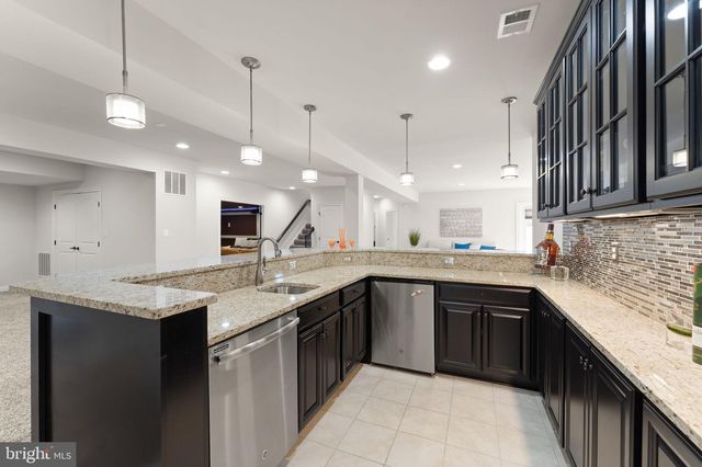 25873 CAMERON WALK PL, Aldie, VA 20105