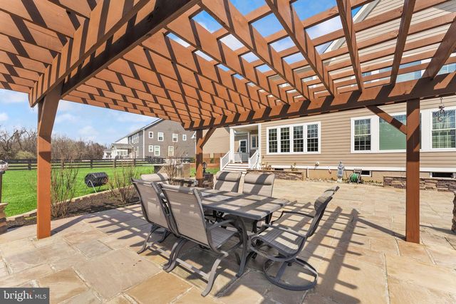 25873 CAMERON WALK PL, Aldie, VA 20105