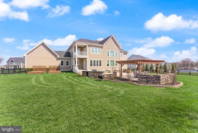25873 CAMERON WALK PL, Aldie, VA 20105
