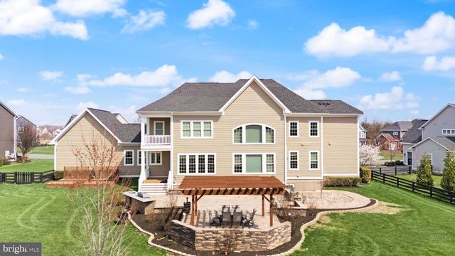 25873 CAMERON WALK PL, Aldie, VA 20105