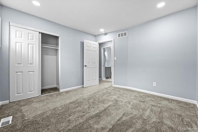 1917 Keppen Boulevard, Lincoln Park, MI 48146