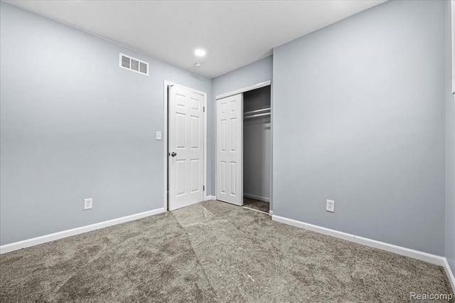 1917 Keppen Boulevard, Lincoln Park, MI 48146