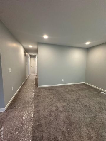 1917 Keppen Boulevard, Lincoln Park, MI 48146