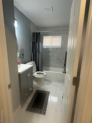 1917 Keppen Boulevard, Lincoln Park, MI 48146