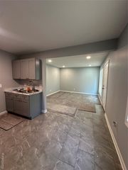 1917 Keppen Boulevard, Lincoln Park, MI 48146