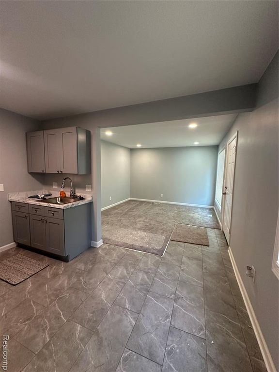 1917 Keppen Boulevard, Lincoln Park, MI 48146