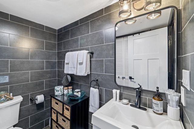 1074 Mobile STREET, Lake Geneva, WI 53147