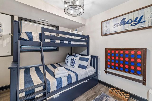 1074 Mobile STREET, Lake Geneva, WI 53147