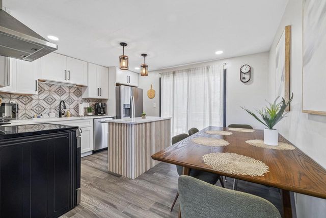 1074 Mobile STREET, Lake Geneva, WI 53147