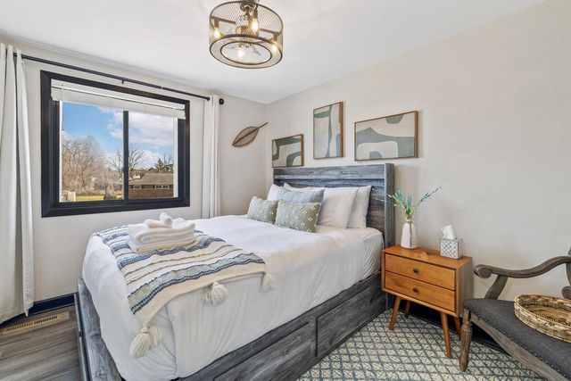 1074 Mobile STREET, Lake Geneva, WI 53147