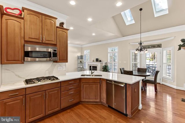 8471 LINK HILLS LOOP, Gainesville, VA 20155