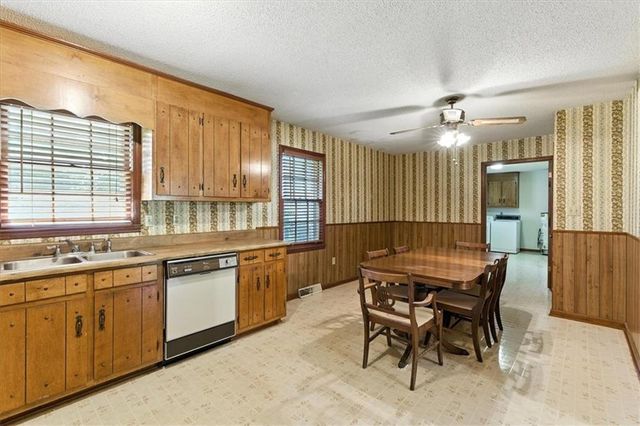 278 Oak Hill Drive, Rockmart, GA 30153