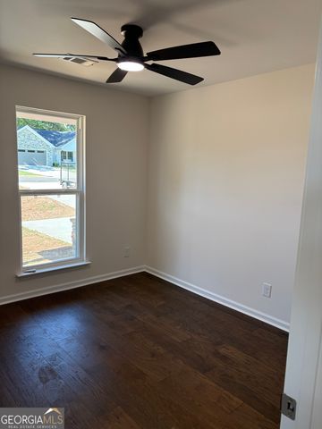 1204 22nd Pl, Valley, AL 36854