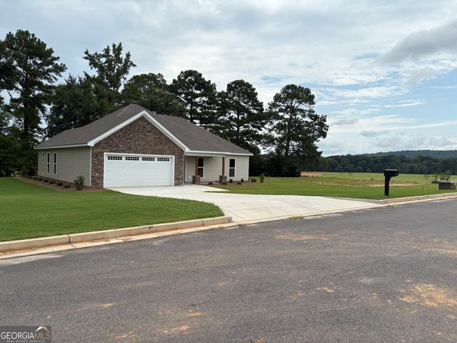 1204 22nd Pl, Valley, AL 36854