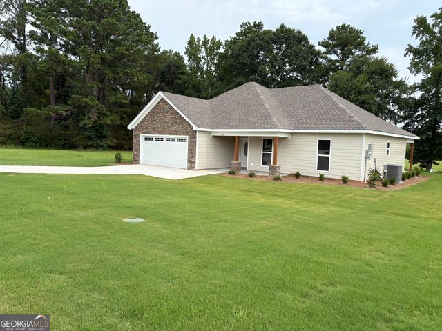 1204 22nd Pl, Valley, AL 36854