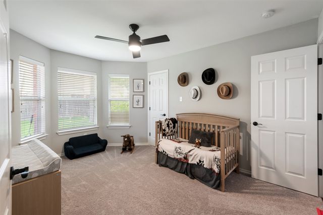 5804 Parkplace Drive, Denton, TX 76226