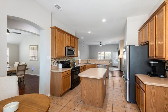 5804 Parkplace Drive, Denton, TX 76226