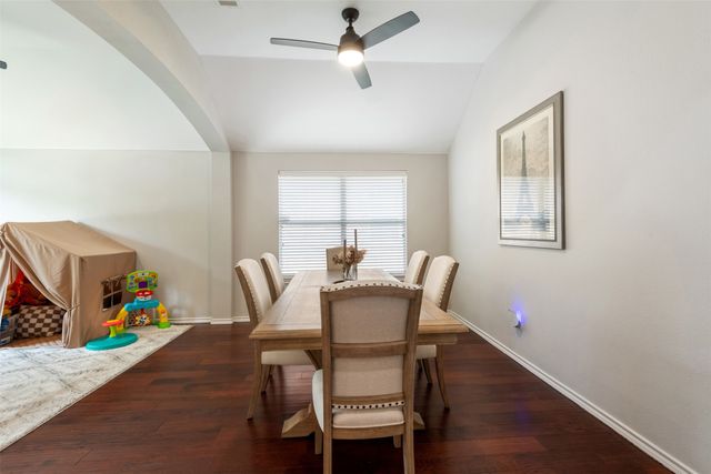 5804 Parkplace Drive, Denton, TX 76226