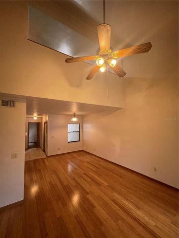 7200 SW 8TH AVENUE Q-107, Gainesville, FL 32607