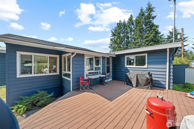 2118 160th Place SW, Lynnwood, WA 98087