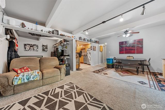 2118 160th Place SW, Lynnwood, WA 98087