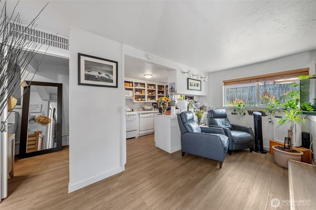 2118 160th Place SW, Lynnwood, WA 98087