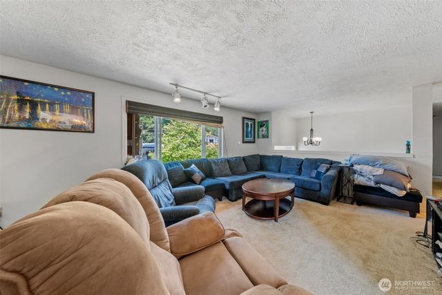 2118 160th Place SW, Lynnwood, WA 98087