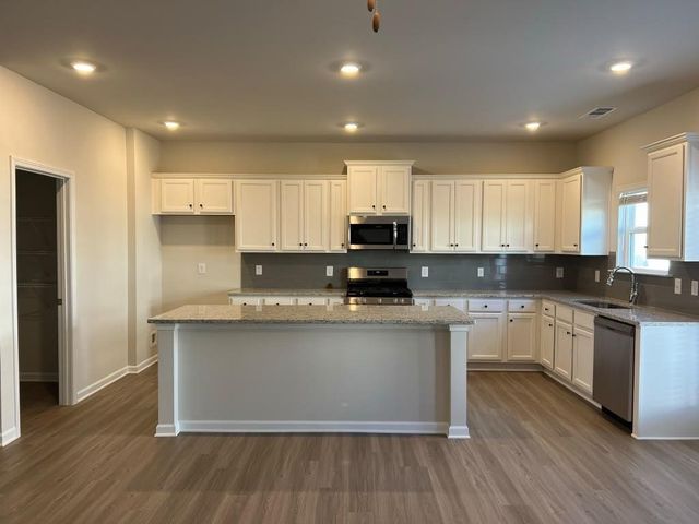67 Briarwood Drive E, Dawsonville, GA 30534